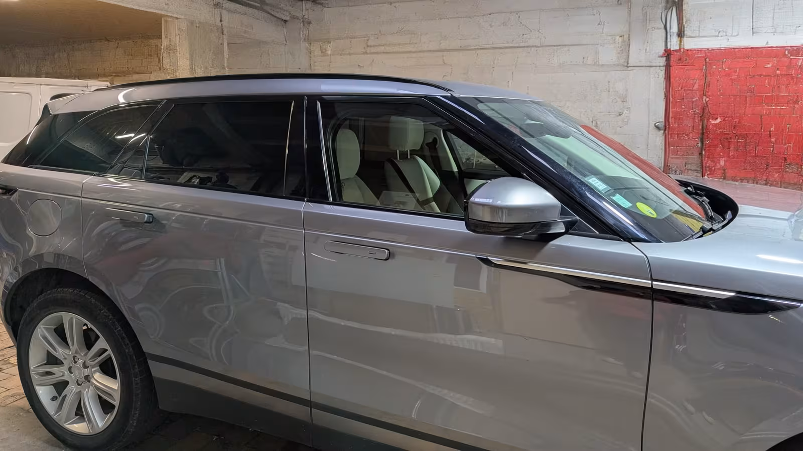 Vitres teintées sur Range Rover Velar — Vitres teintées posé par Autovring